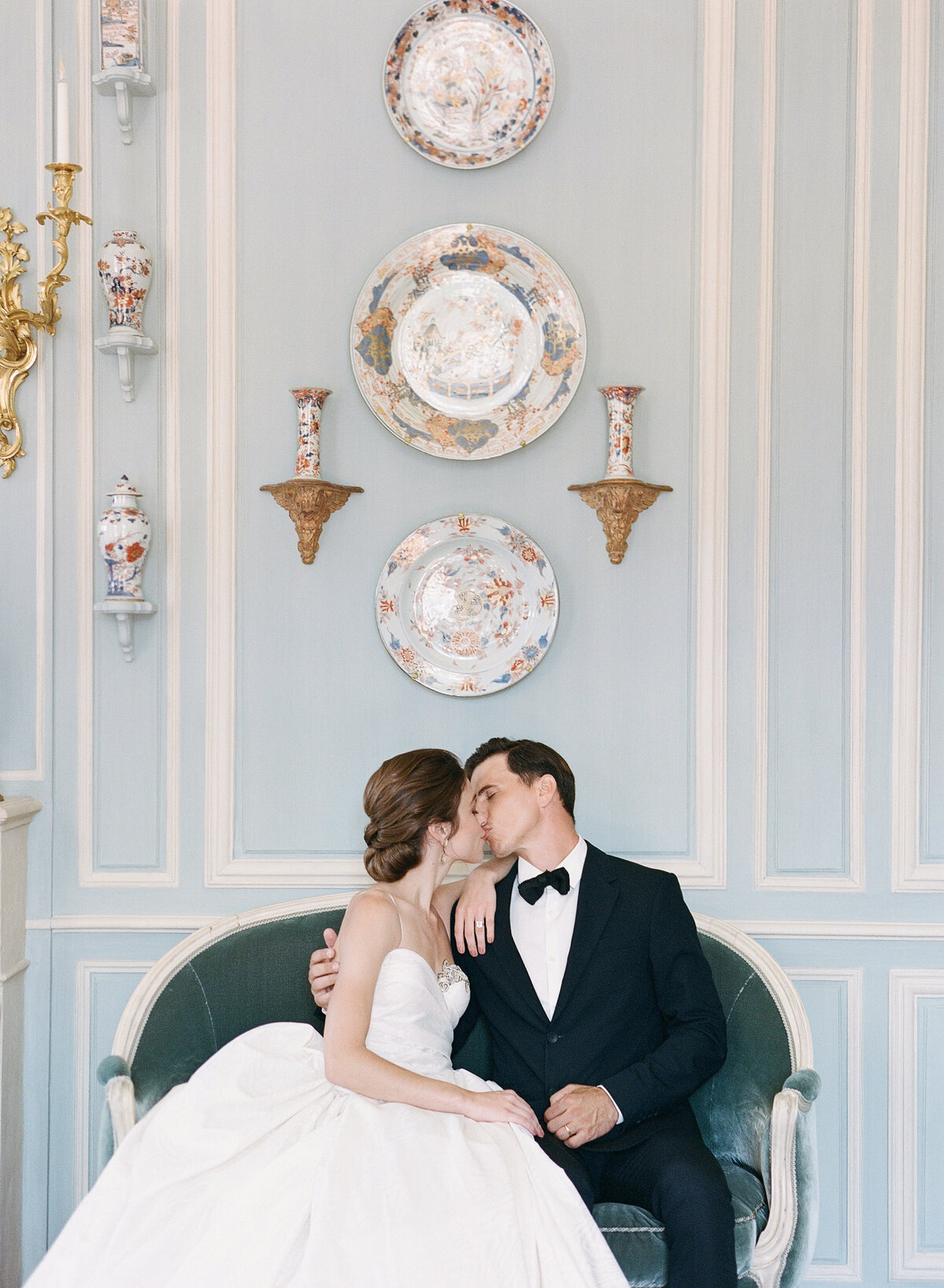 Chateau-de-Villette-Molly-Carr-Photography-Bride-Groom-78