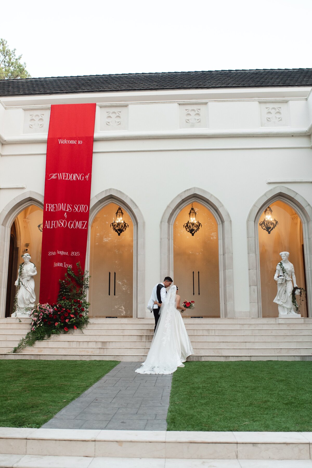 sneaks_Leeloshots-94