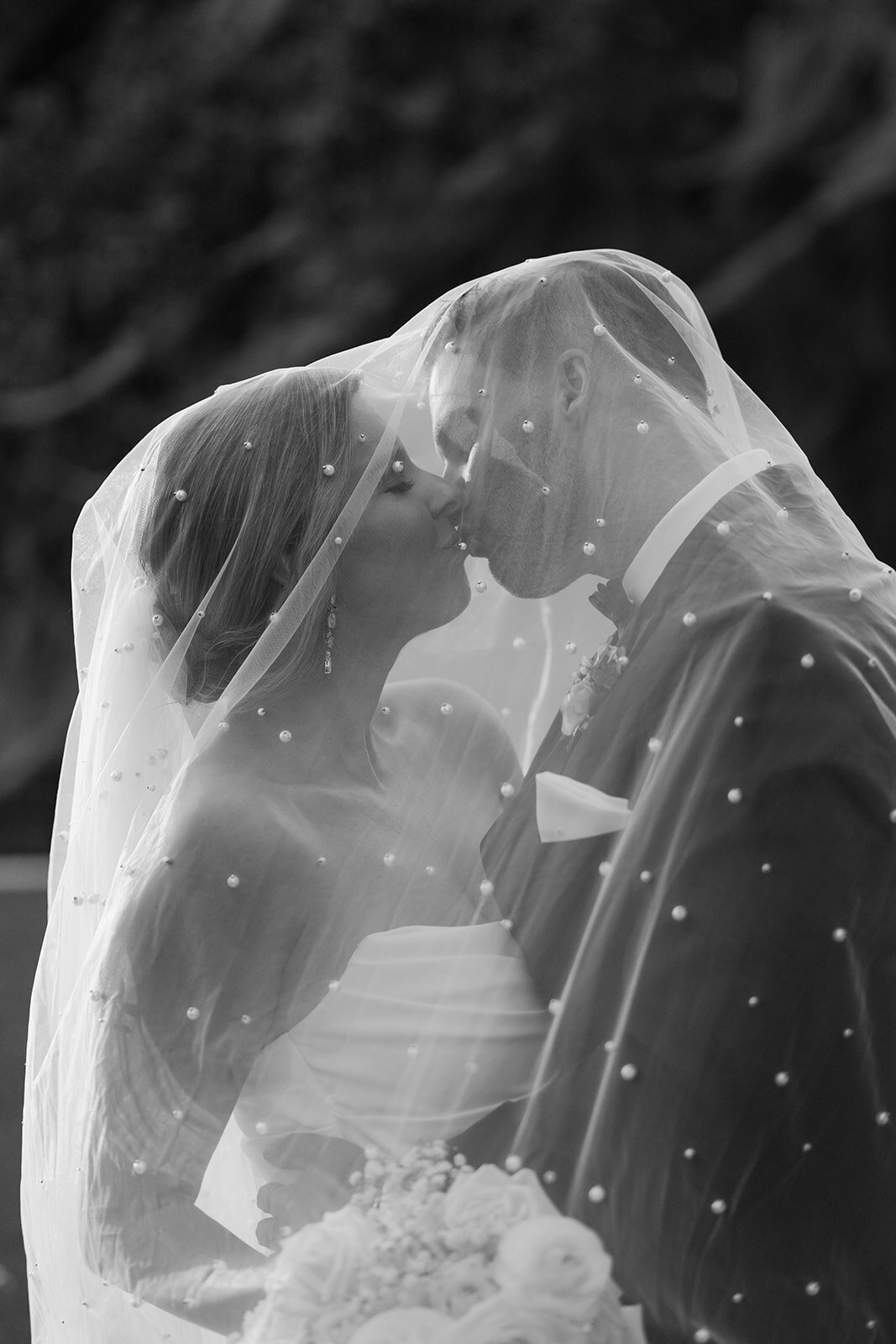 A&P_BRIDE_GROOM_PORTRAITS-101