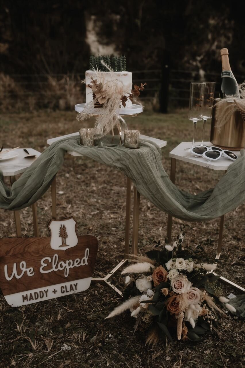 paisley-sunshine-white-rock-canyon-florida-elopement-chantilly-chic-celebrations-15