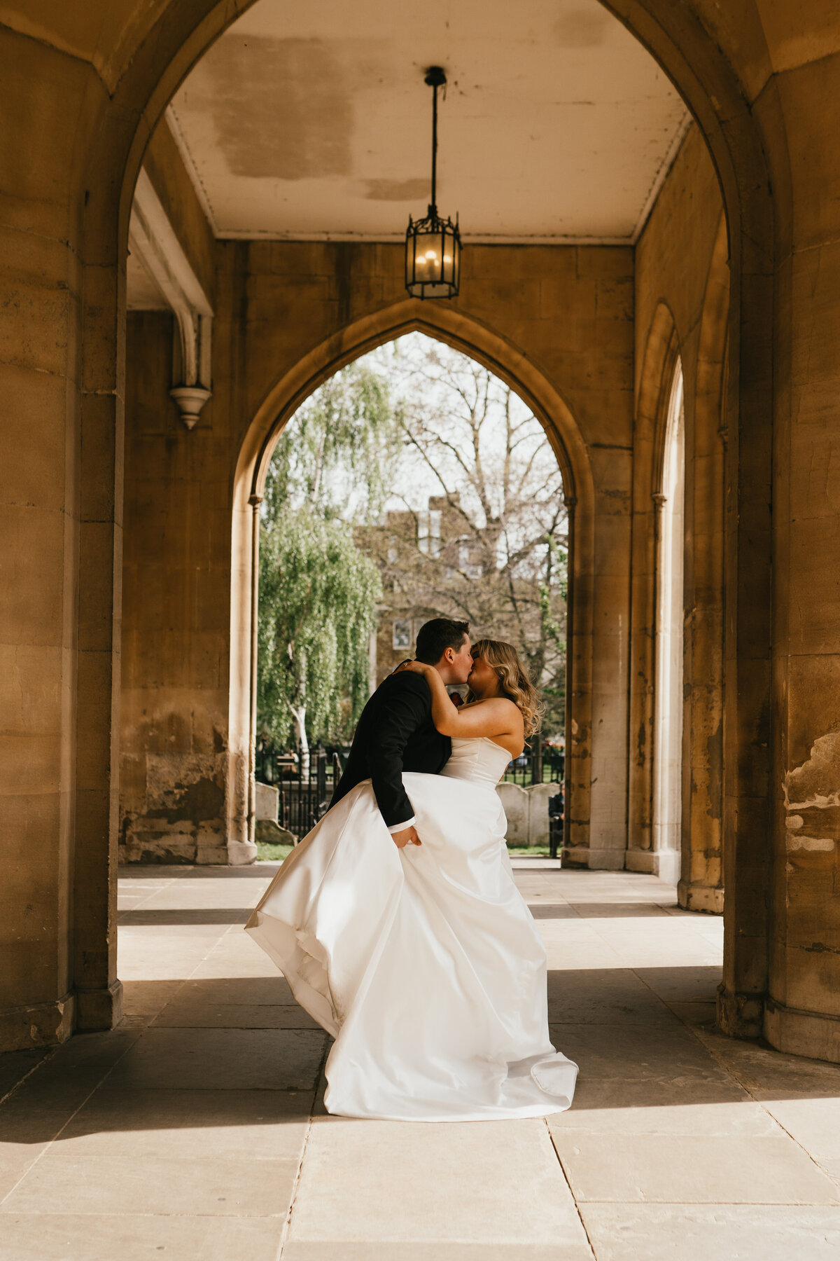 grace-dove-photography-chelsea-town-hall-wedding (1)