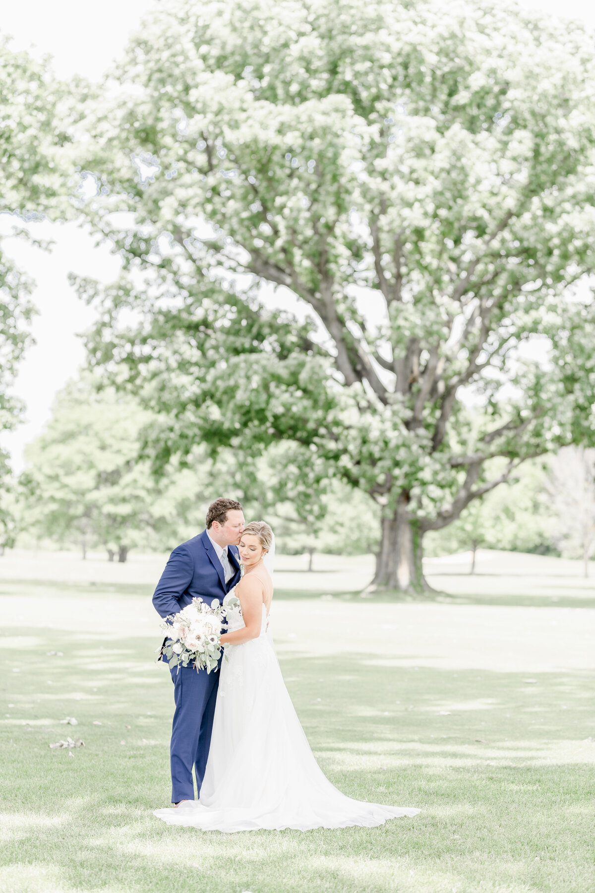 Summer-Wedding-The-Cardinal-Room