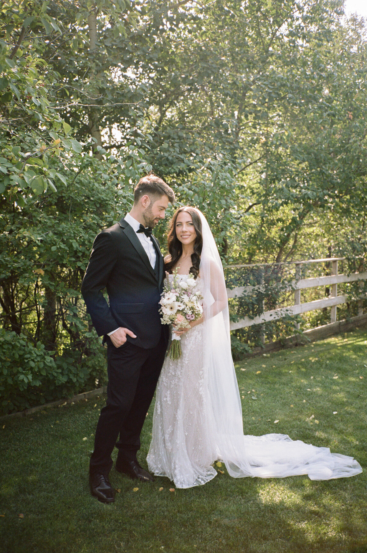 banff-intimate-wedding-002