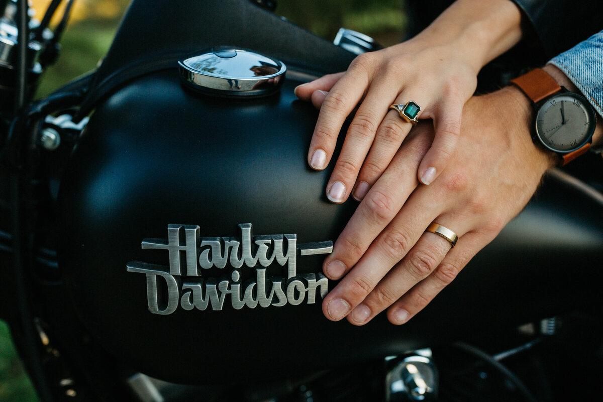 engagement-rings-by-harley-motocycle