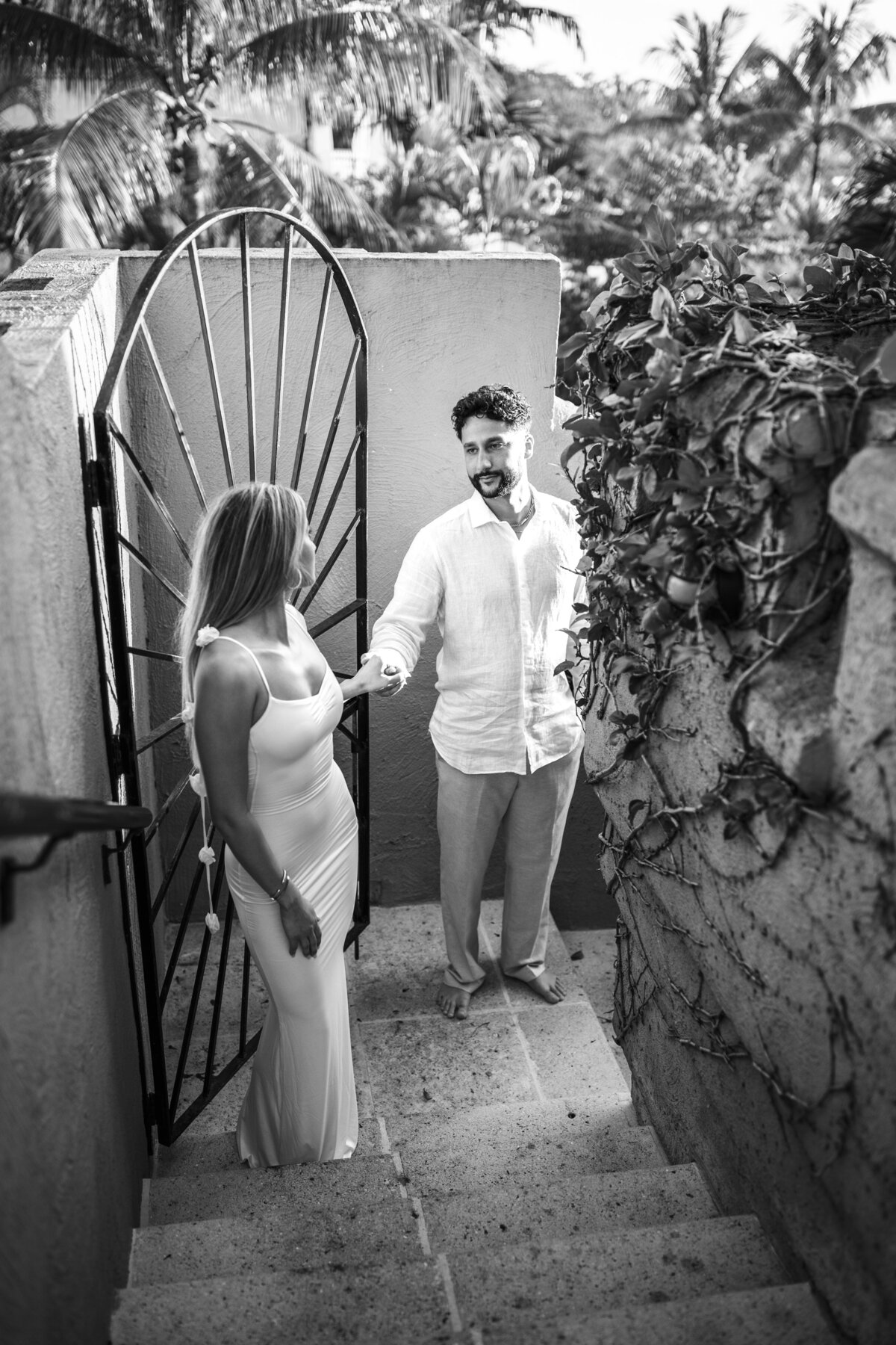 EboniRobyn-Engagement-Eleni-OldFortBayClub-Nassau-NewProvidence-TheBahamas-Final-99