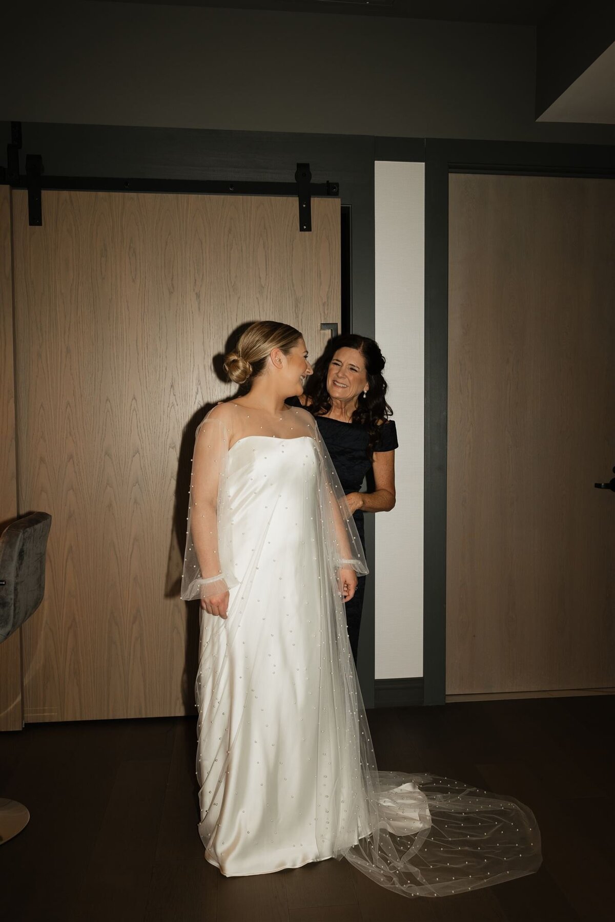 ANNAMANTINI-WEDDING-THEBALLWEGS-50_websize