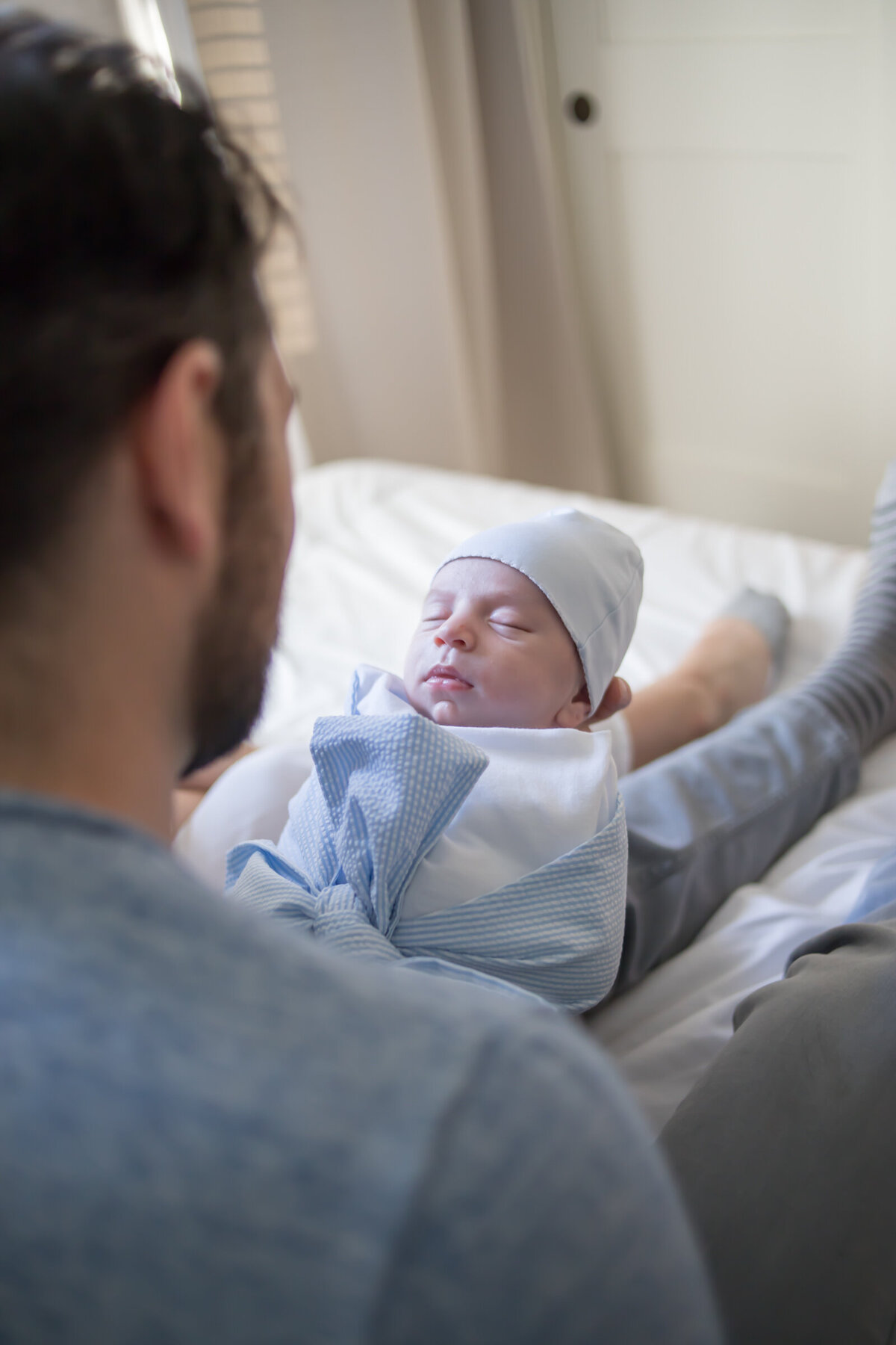 Newborn Photographer Near Me