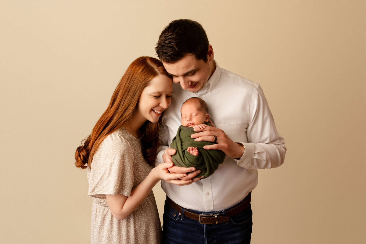 Brookfield-Newborn-Photographer-34