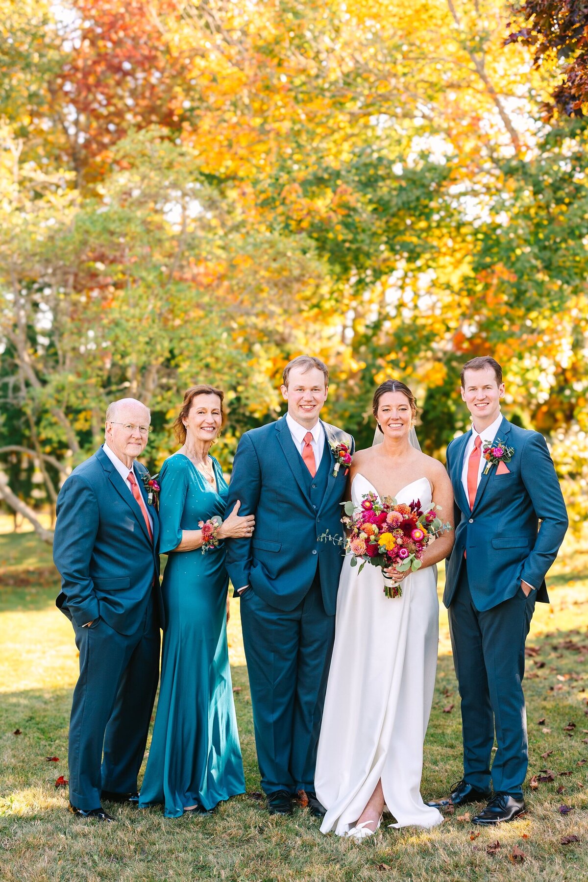 Live_Well_Farm_Colorful_Fall_Wedding_Harpswell_Maine_Photography_0048