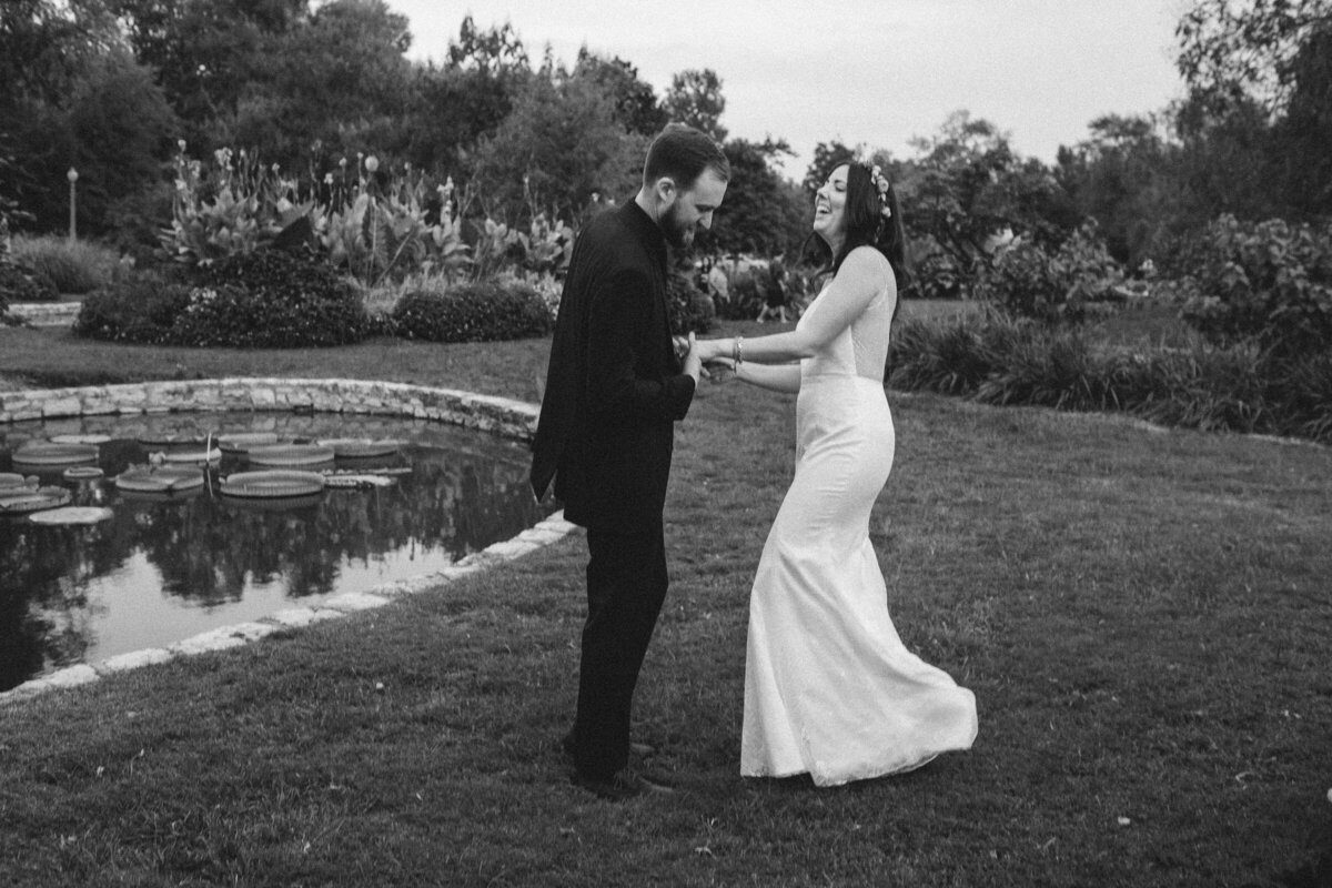 documentary photographer garden greenhouse wedding-172
