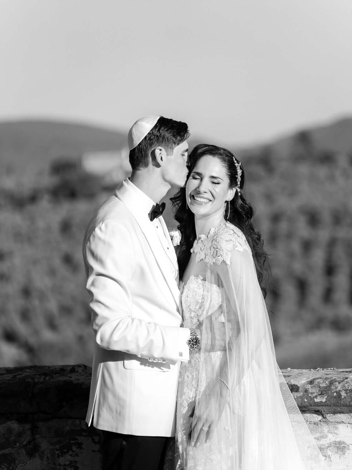 113-Romantic-Couple-Portraits-in-Florence