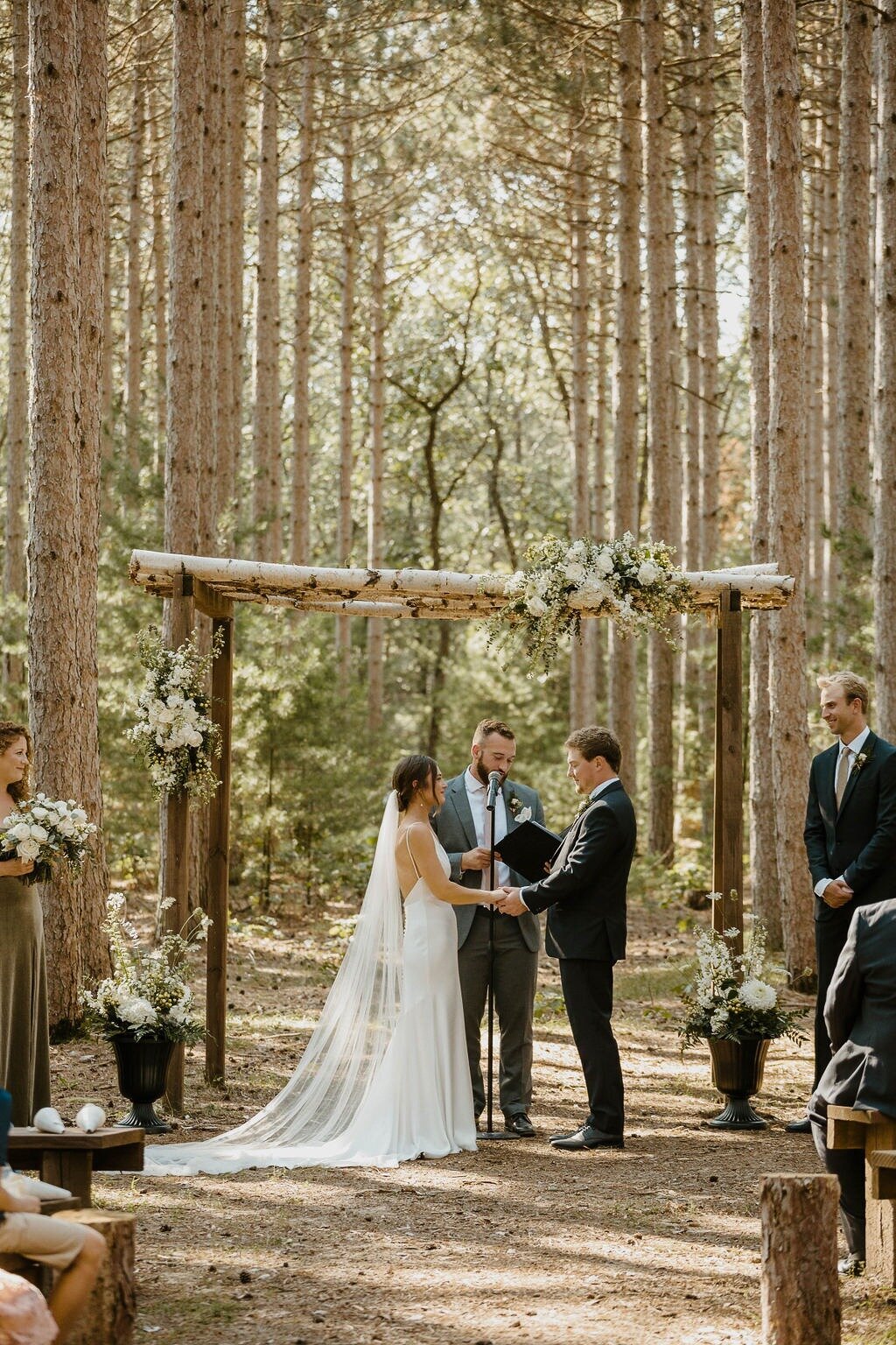 burlap-and-bells-wisconsin-wedding-venue-67