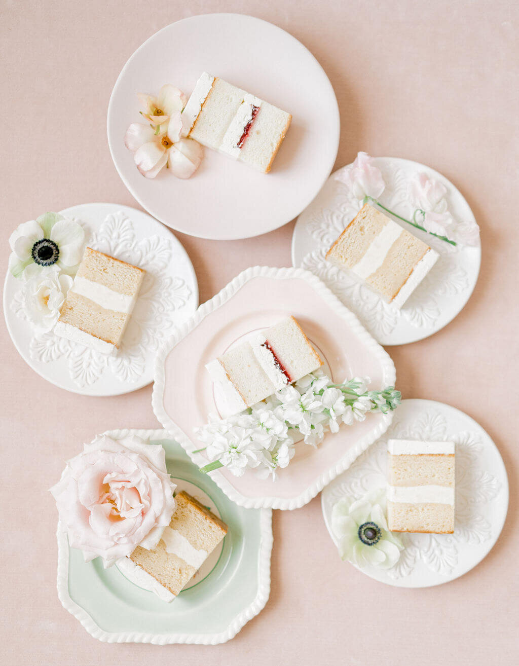 Wedding photography flatlay of wedding cakes by Rachael Mattio Photography