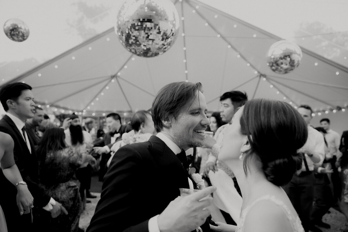 Upstate NY elopement photographer