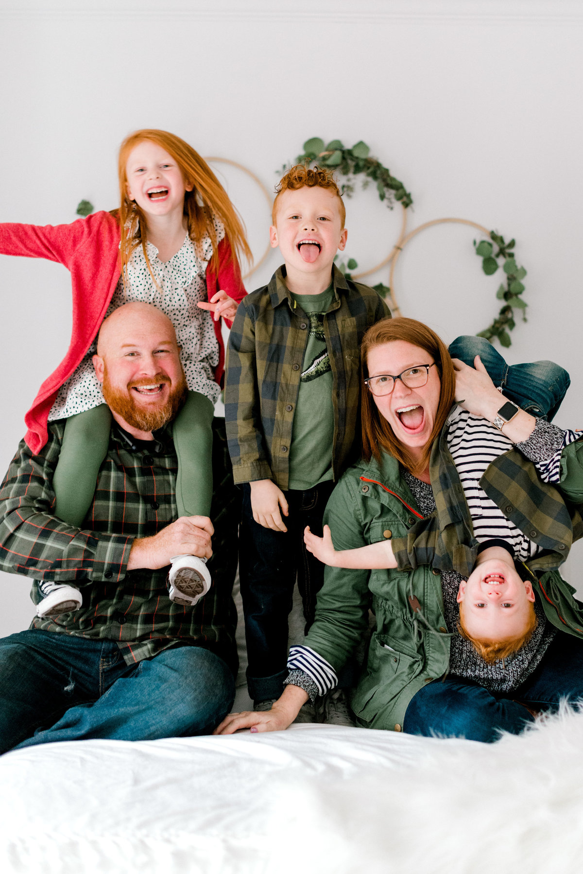 OwensbyFamily_HolidayMiniSession_SneakPeek_BeccaBPhotography-2