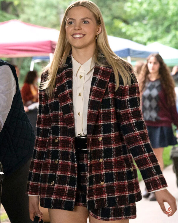The-Sex-Lives-of-College-Girls-Leighton-Red-Tweed-Blazer