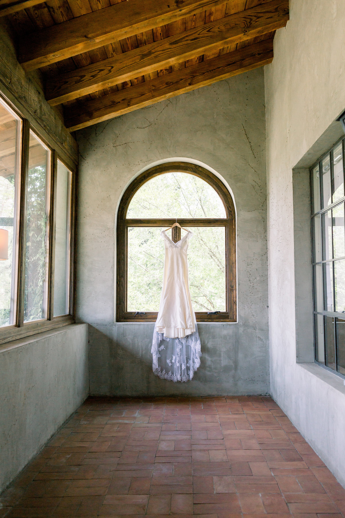 A traditional, industrial wedding at Summerour Studio in Atlanta, Georgia.