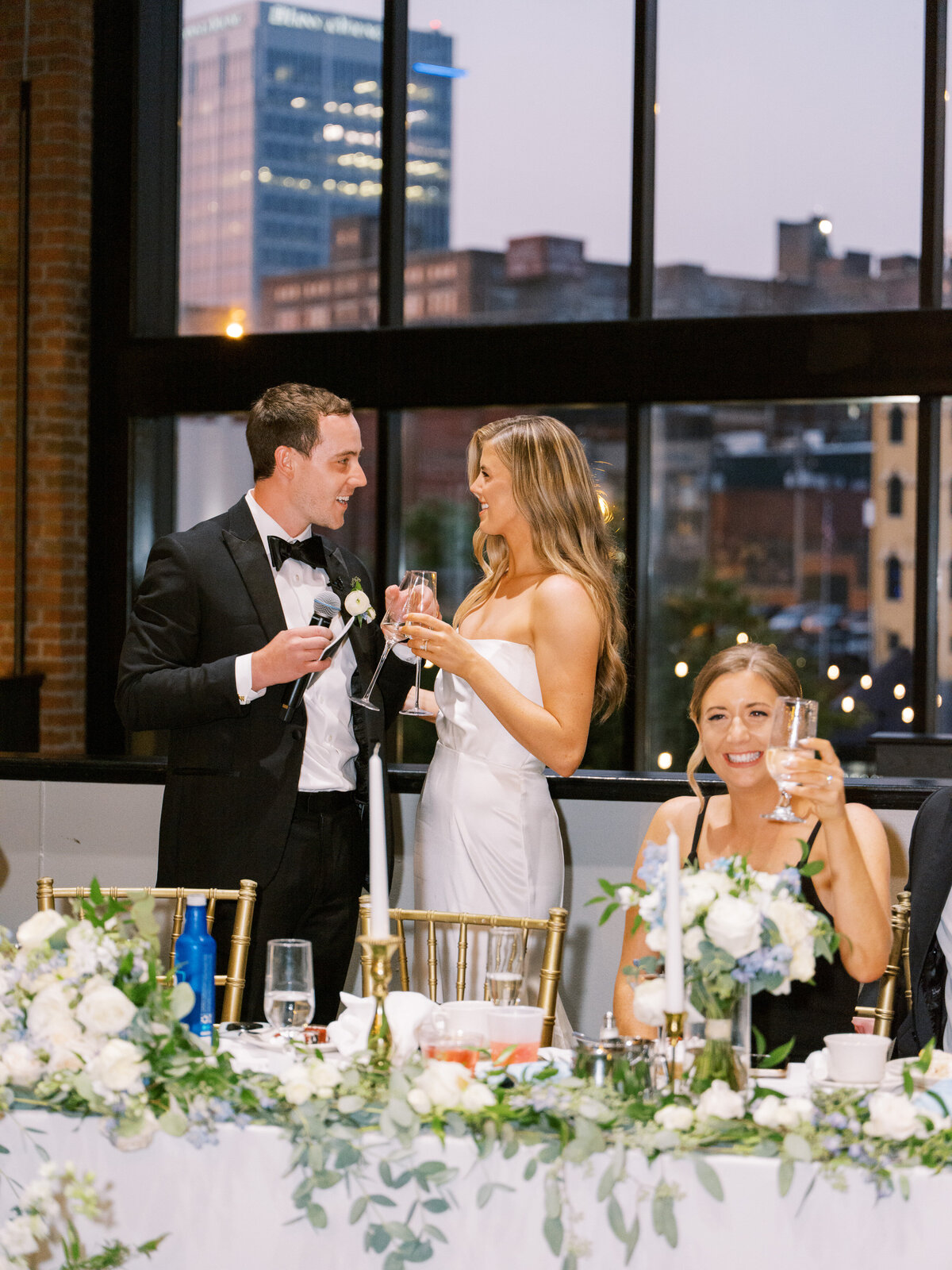 windows-on-the-river-cleveland-wedding-00026