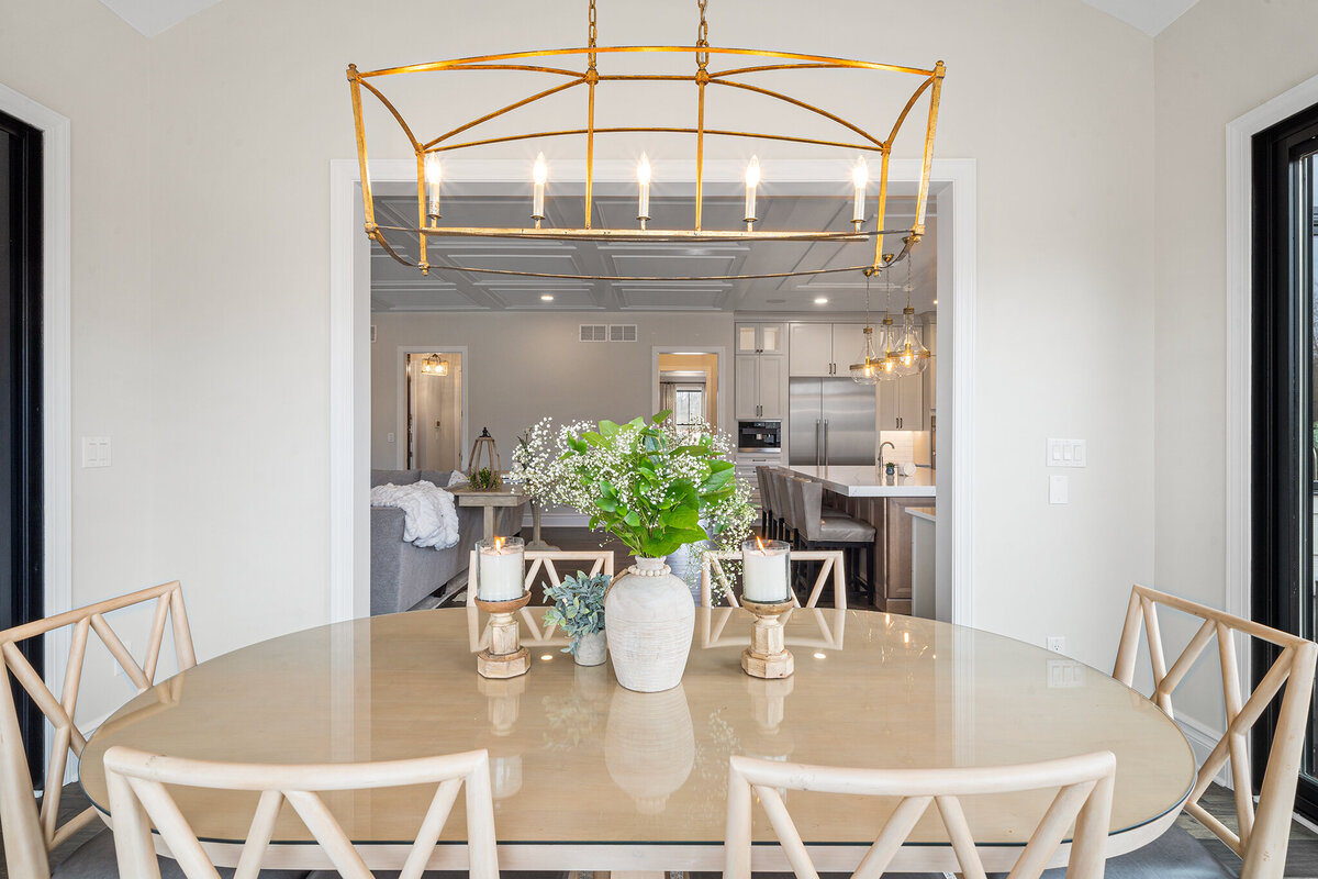 The Modern Farmhouse | The Curated Home