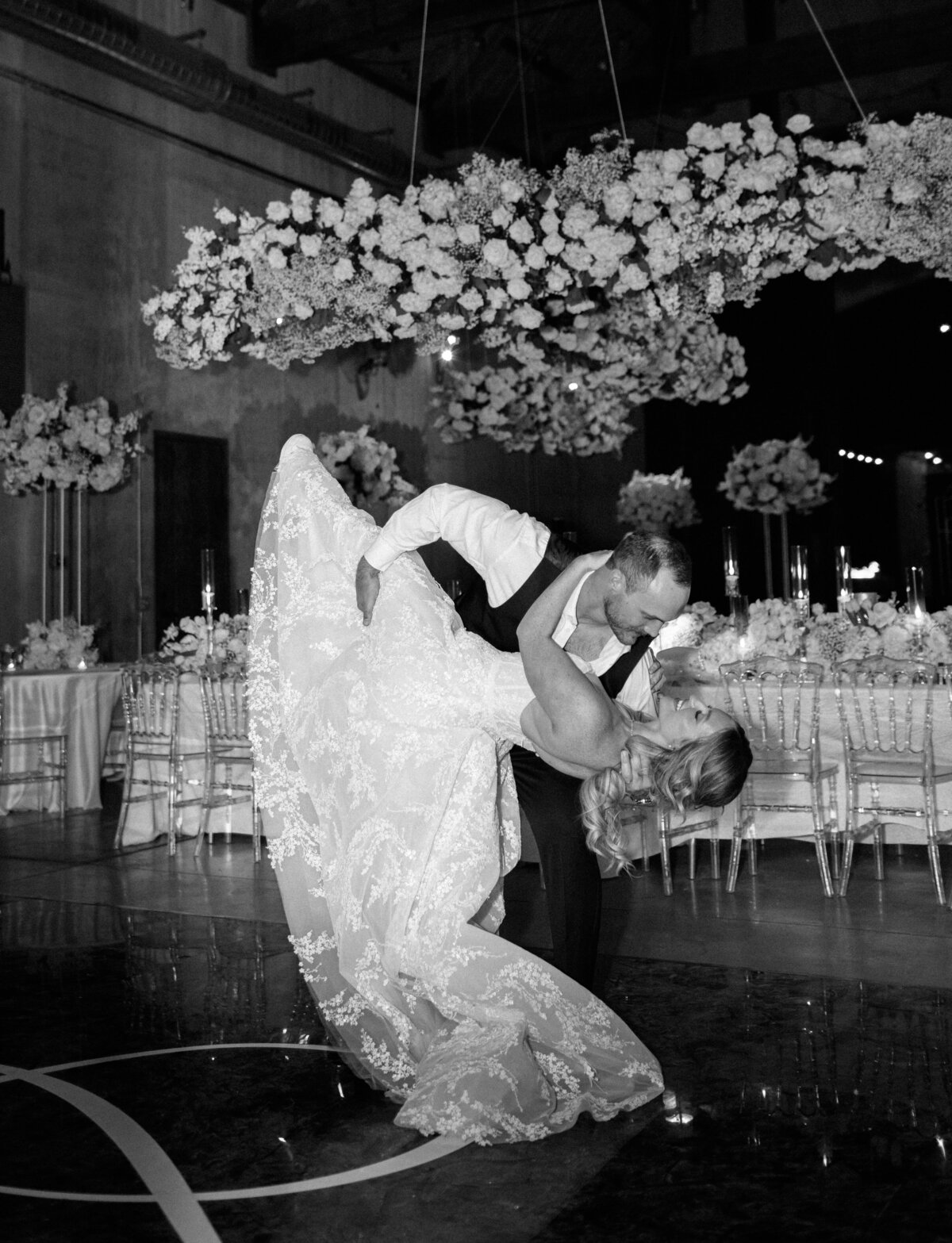 Lindsey-and-Justin-Wedding-Emily-Nicole-Photo-1231