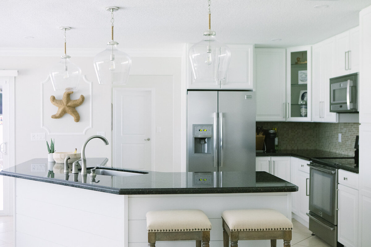 Megan-Gribble-Interior-Design-Real-Estate-Valenti-Kitchen-02