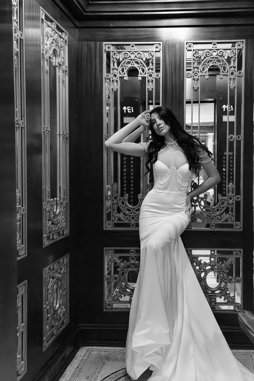 Wedding Photographer in Stockholm Anna Lundgren_Bride at The Plaza in New York_001