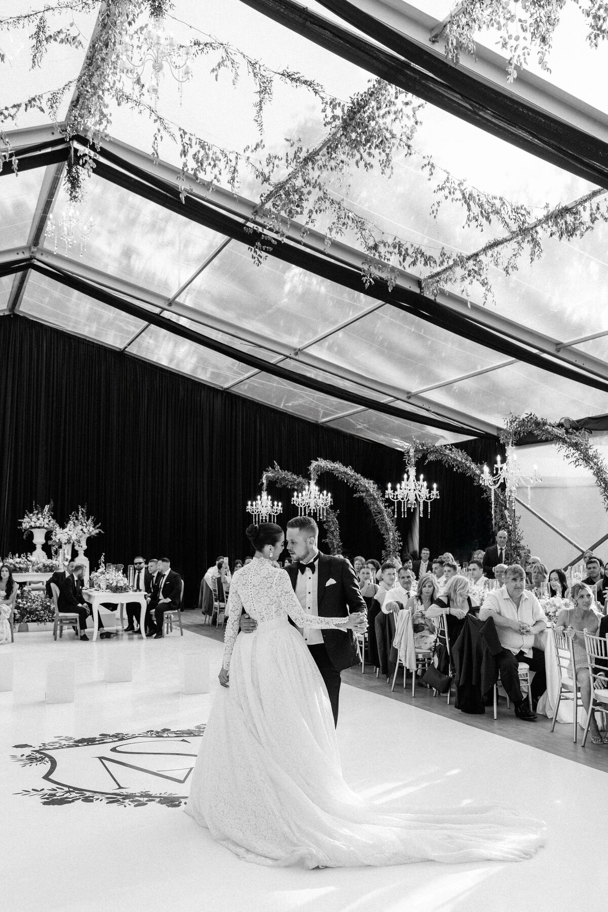 515-Mount-Alverno-Luxury-Resorts-Toronto-Canada-Stefanie-Mark-Wedding-35