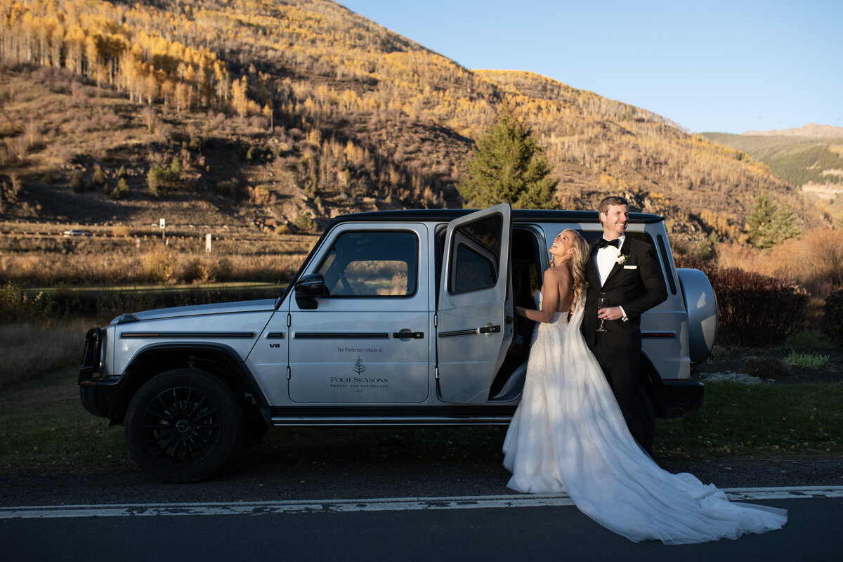 Four Seasons-Vail-Mercedes-Couple-Portraits-016