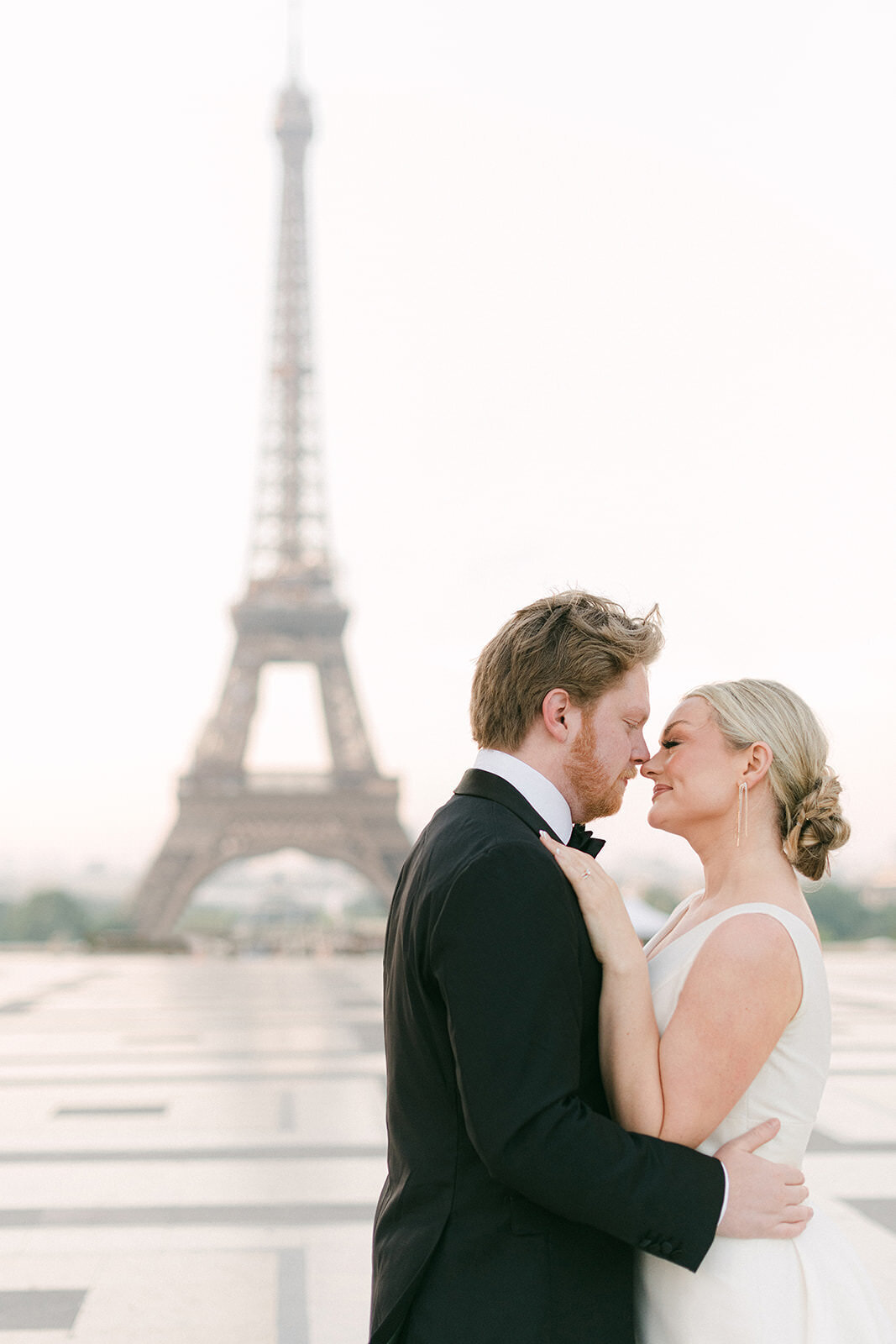 Herndon_Banks_Wedding_Paris_France_TaraHodgesPhotography004