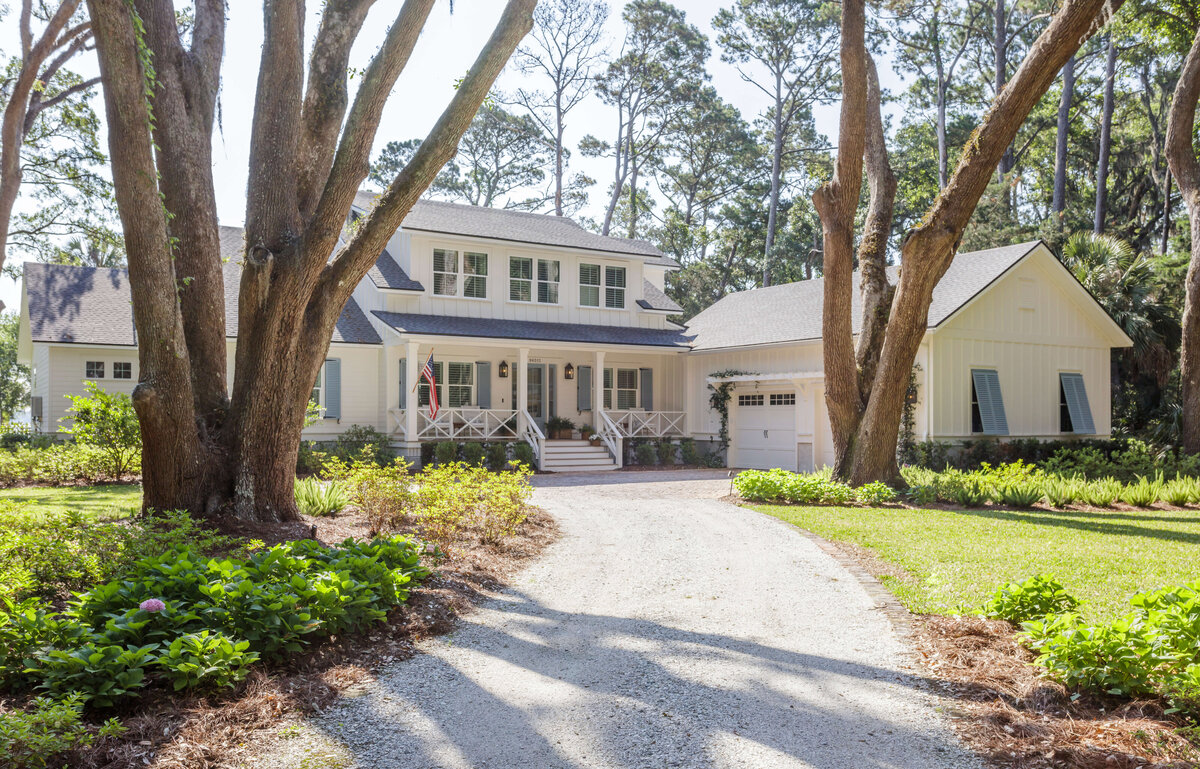 Lola Interiors Amelia Island Driveway