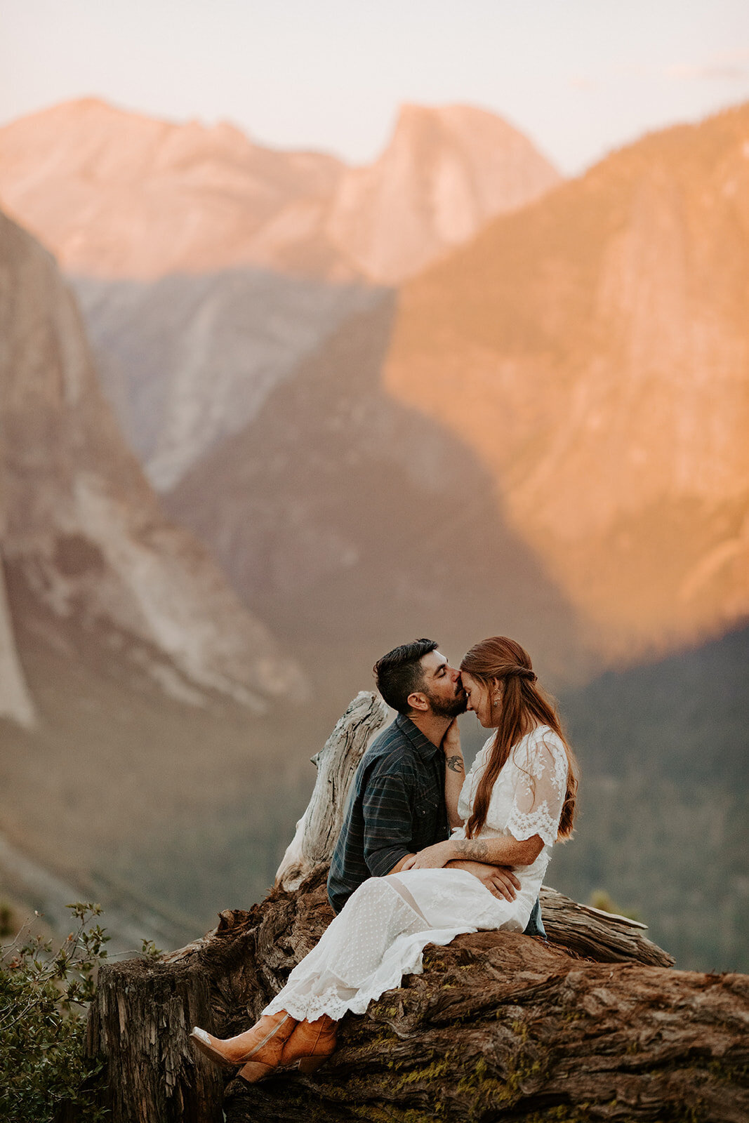 Couples Portraits at Sunset Viewpoint in Yosemite National Park.