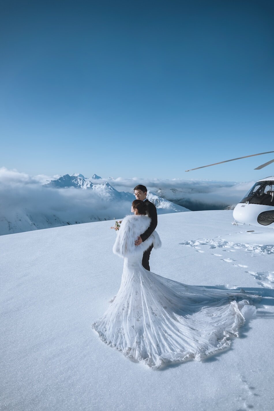 Elopement photoshoot, Stoneridge Estate, Queenstown.