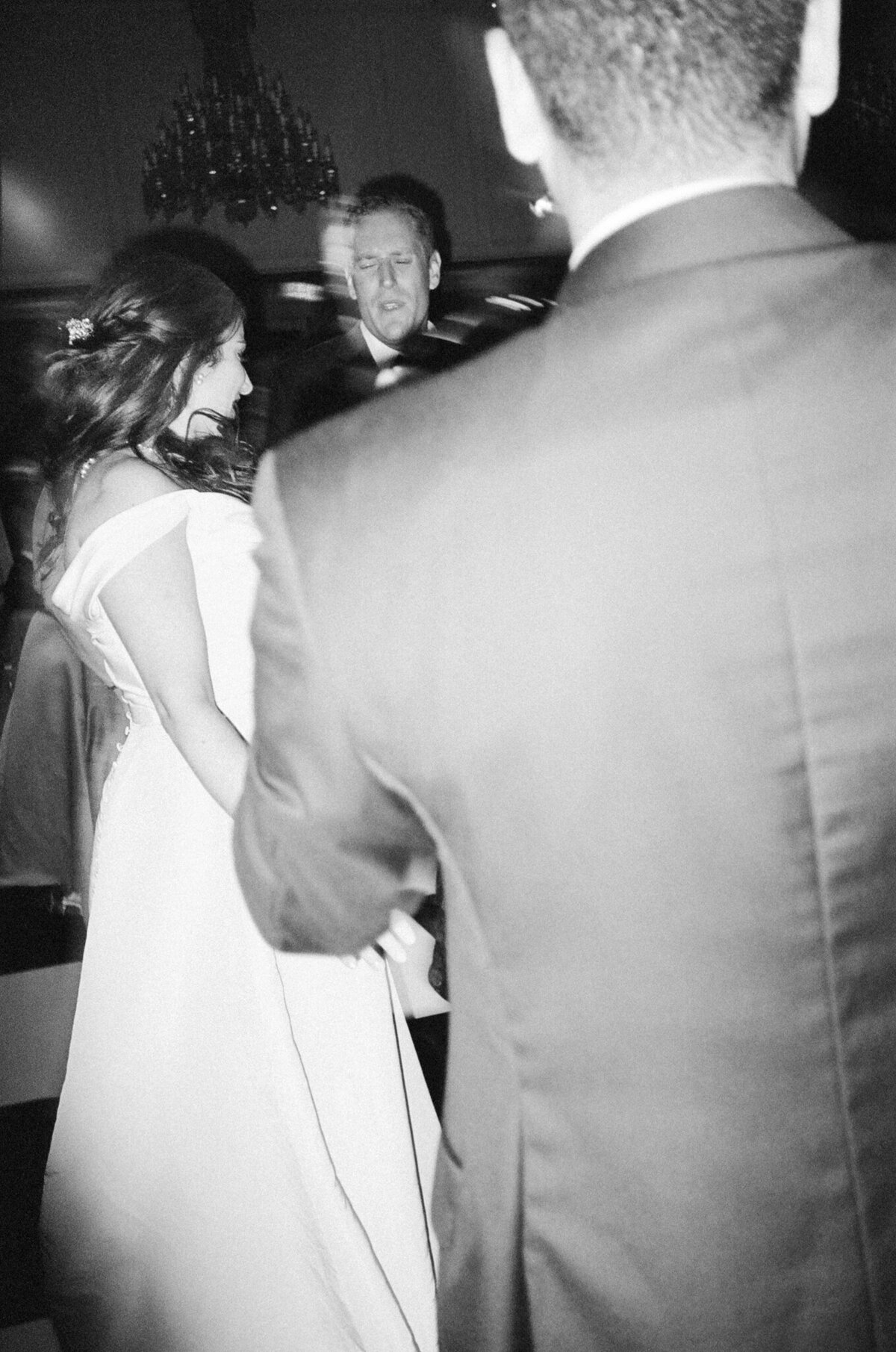 rosewoodmiramarweddingphotography-azizstudios-0012