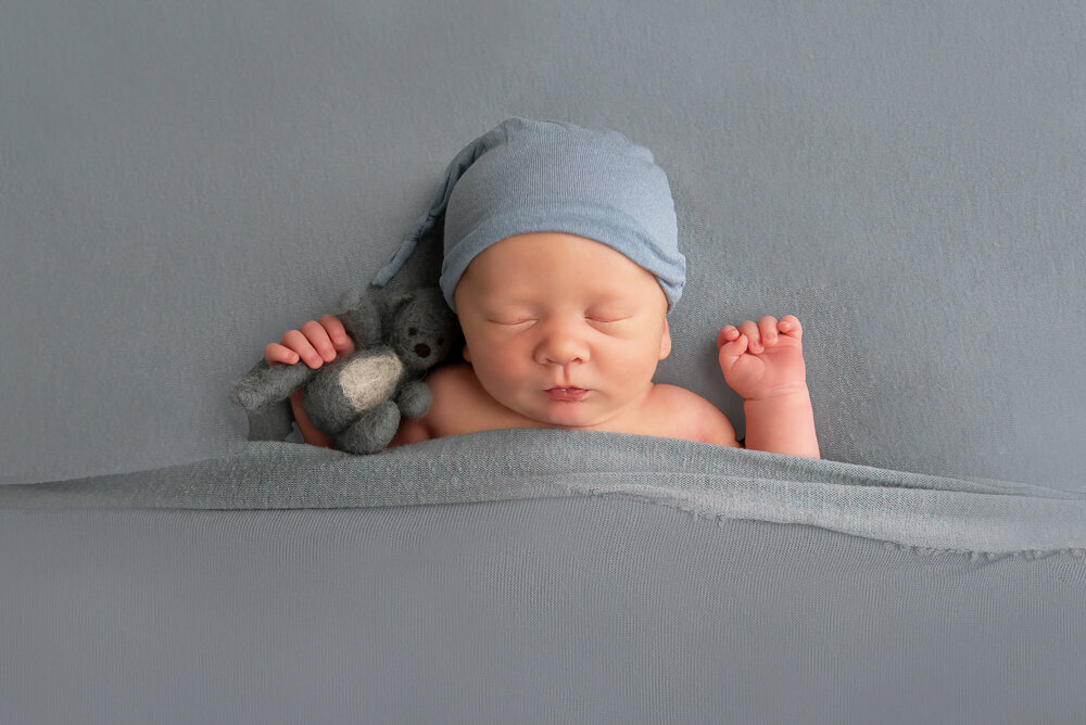 Toronto-newborn-photographer--118