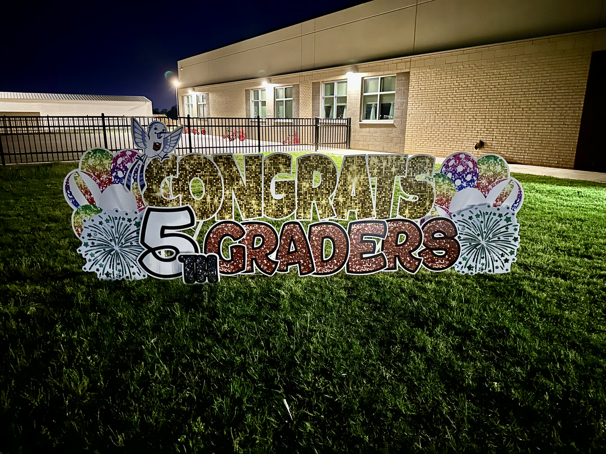 2023 Seniors and Sneakers. Simply Sign It is a yard greeting sign rental company servicing Edmond, NW OKC, Piedmont, and Deer Creek. Create a yard greeting sign for your home, organization, or school.