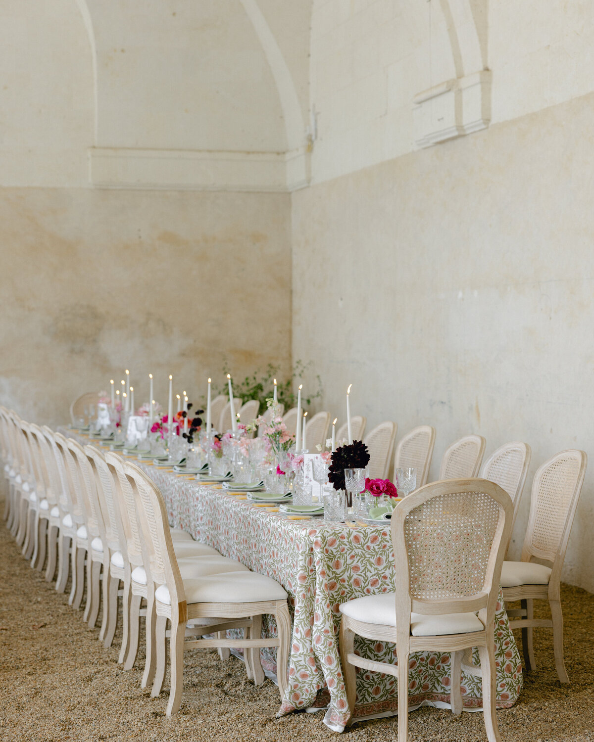 Chateau-de-Grand-Luce-wedding-florist-Floraison55