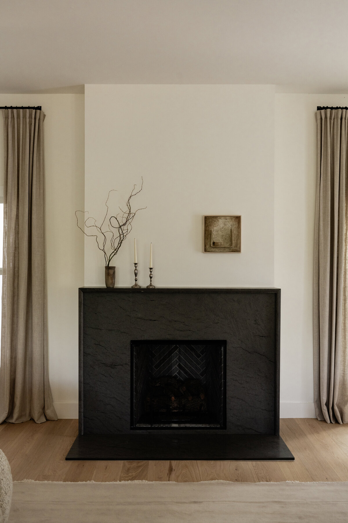 limestone-fireplace-natural-organic-living-room-timeless-austin-home-house-franc