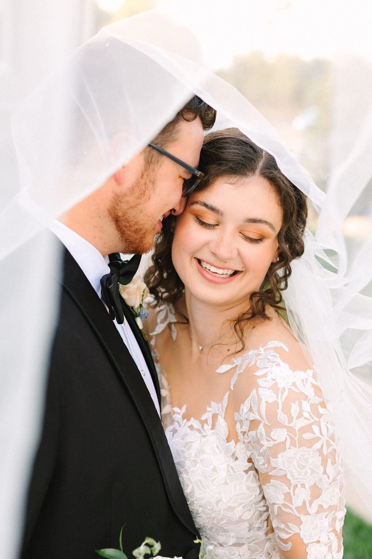 Bride and Groom Wedding Portaits Kelynn and Mathew Evansville Owensboro286
