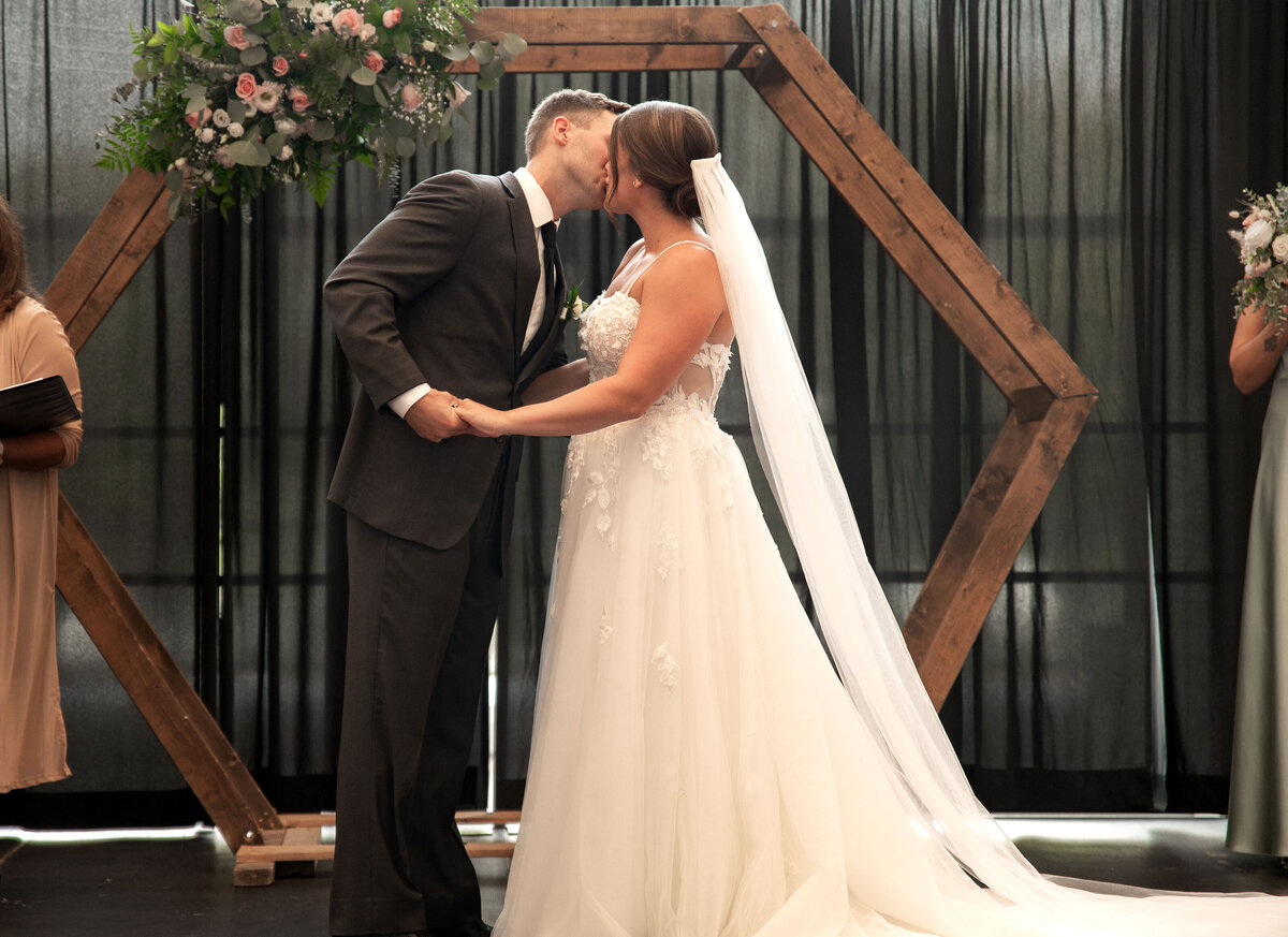 Regina Wedding Coordinator_1656