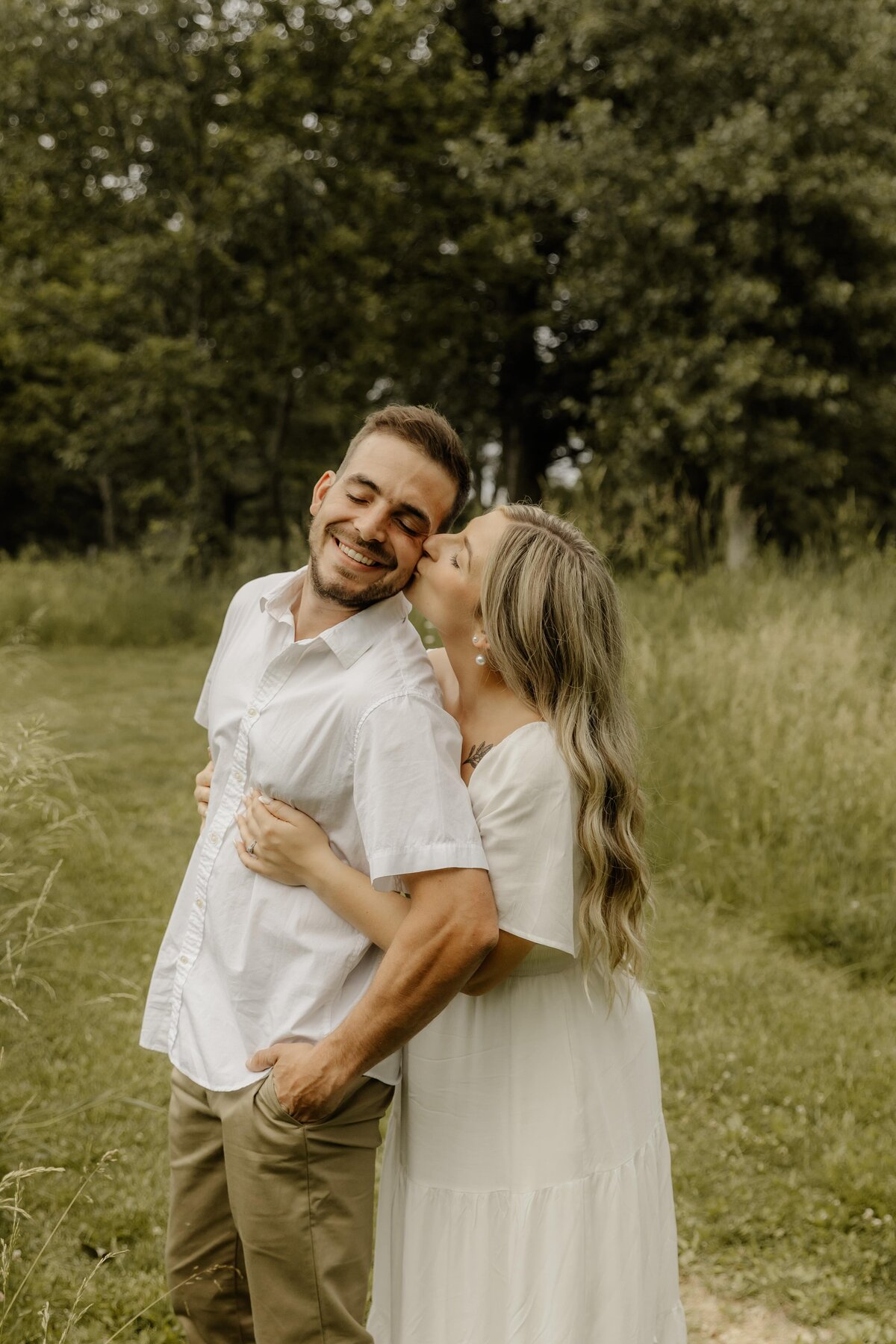 lighthearted-engagement-session-24