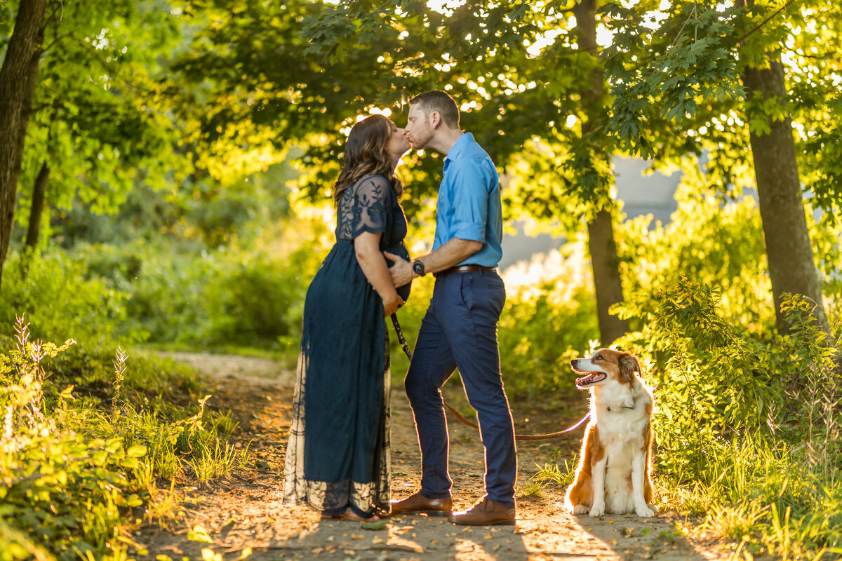 boston area maternity photos with dog