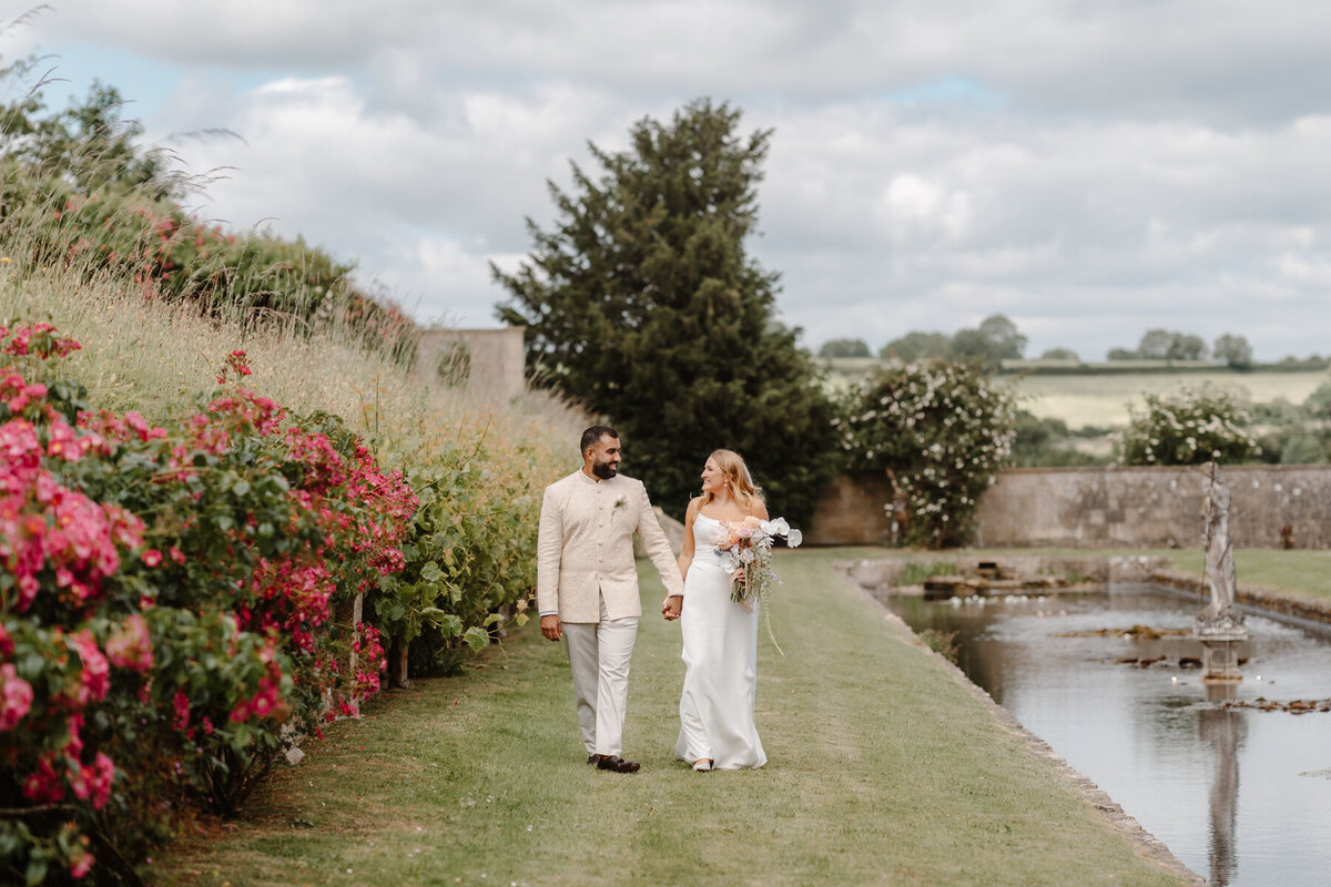 Hamswell House Wedding Photographer Relaxed Couples Photography