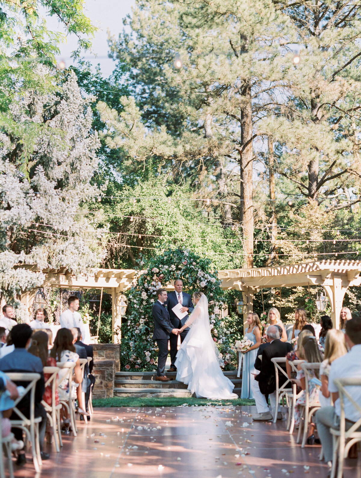 Lauren & Johnny | Holladay, Utah | Mary Claire Photography | Arizona & Destination Fine Art Wedding Photographer