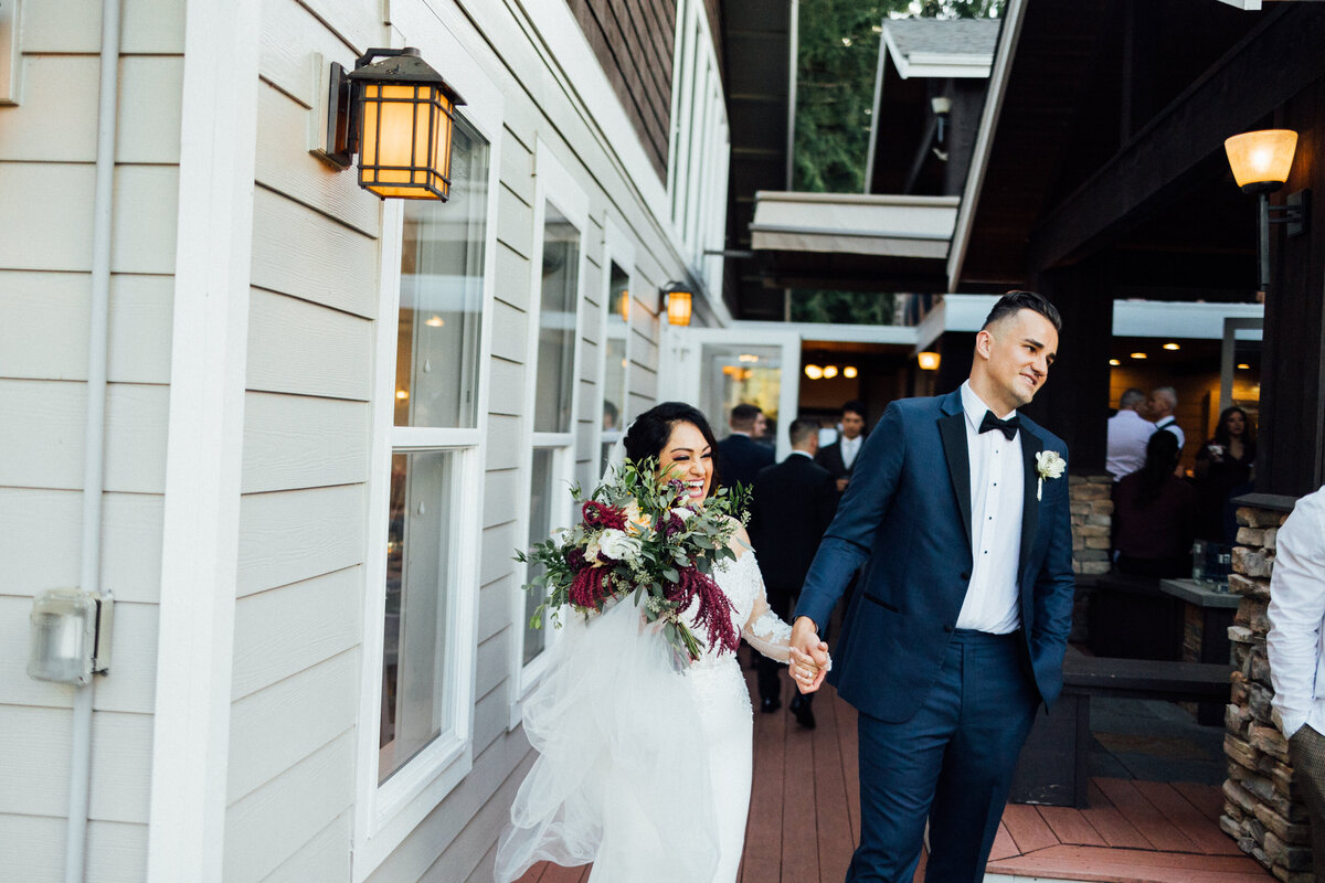 26Seattle-Wedding-photographer-associate-sydney-77