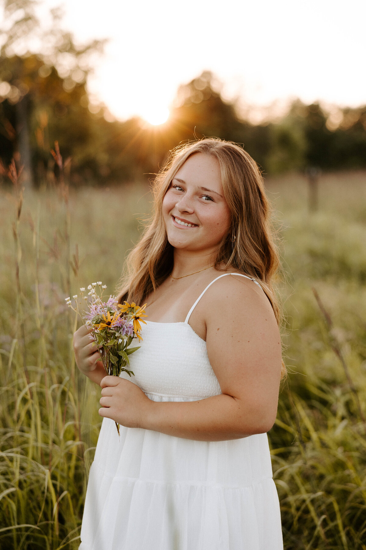 AVA_SENIOR-6475