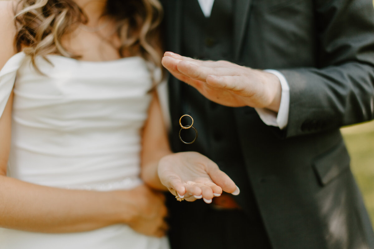 Library - 1111 of 2056