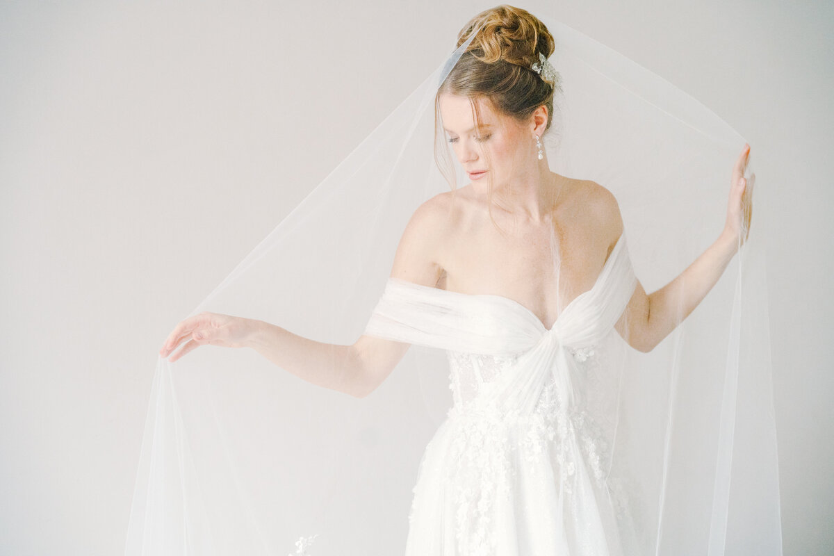 Bridal session at Château Bouffémont photographed by Lake Como Wedding photographer
