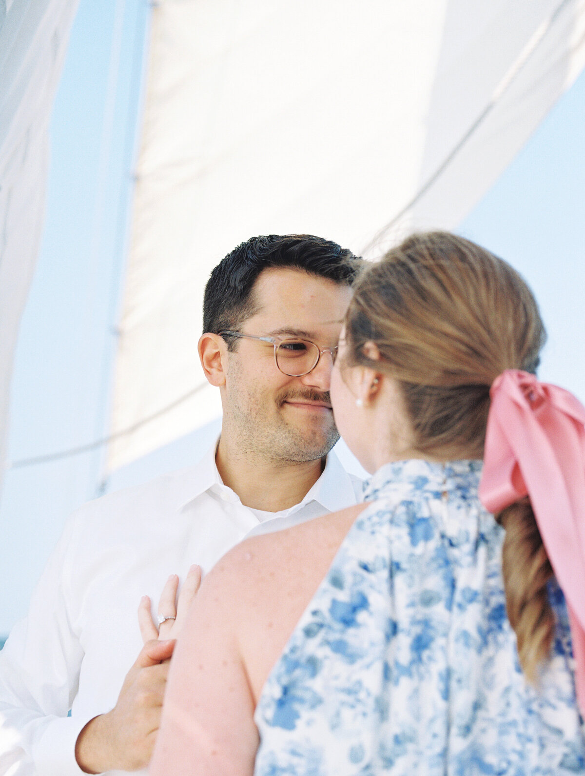 SailboatEngagementSessionOnLakeMichigan-33