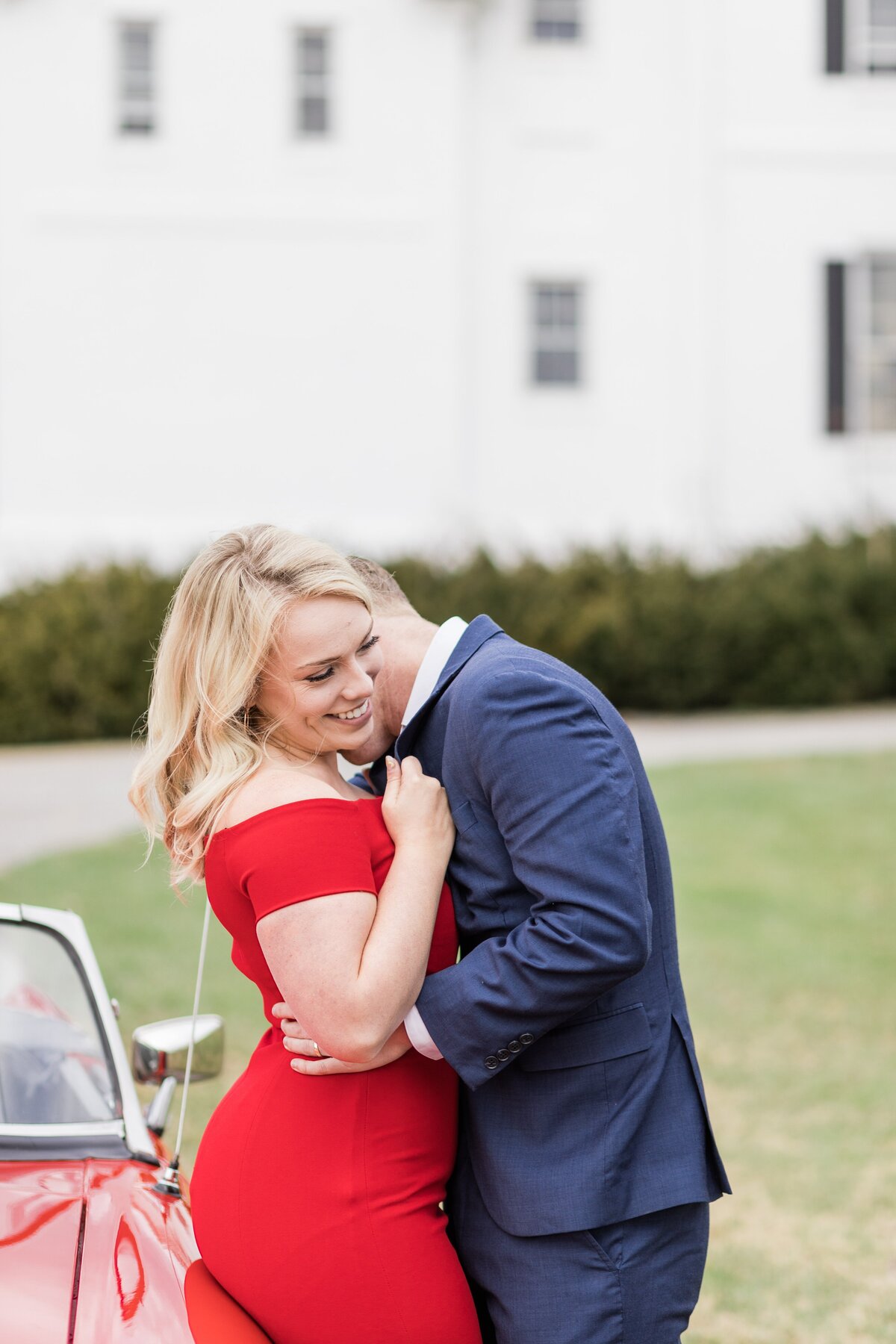 Vintage-Car-Engagement-Photos-DC-Maryland-Silver-Orchard-Creative_0010