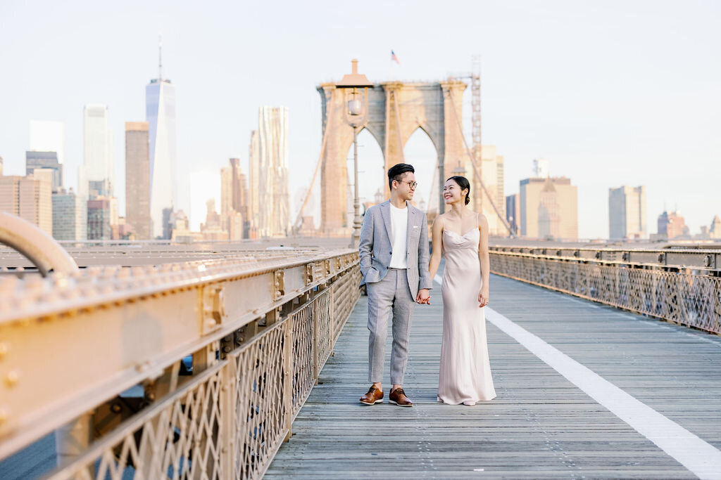 Brooklyn bridge Engagement session 0700